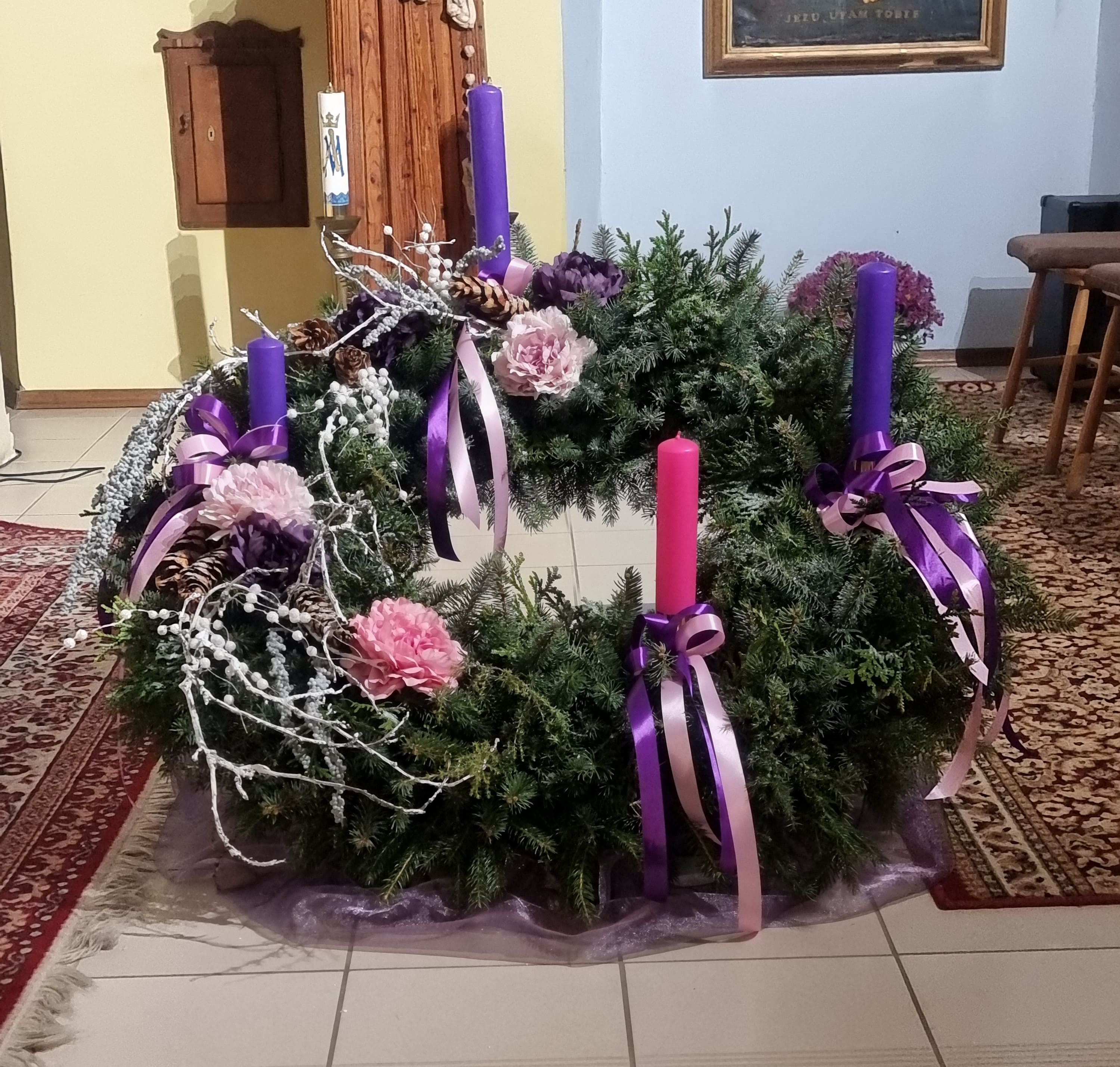 Pierwsza świeca adwentowa